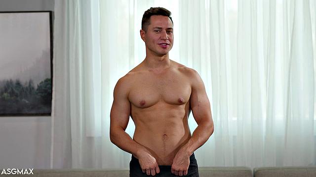 Which Hot Amateur Should Cum Back? ASGmax