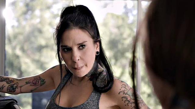 Lez stepsisters enjoy licking and pussyfingering sex