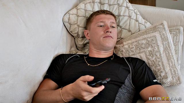 Hotline Hotties Come to Life