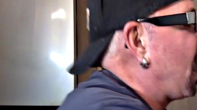 Homemade gloryhole DILF sucks cock at home in closeup