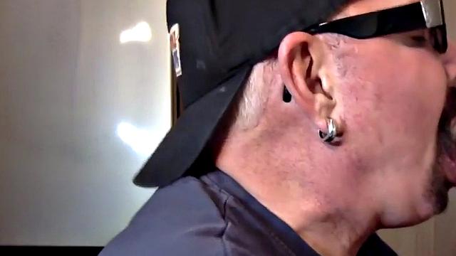 Homemade gloryhole DILF sucks cock at home in closeup