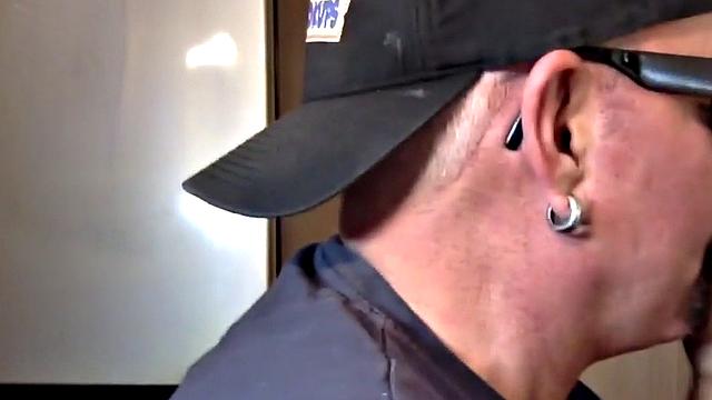 Homemade gloryhole DILF sucks cock at home in closeup