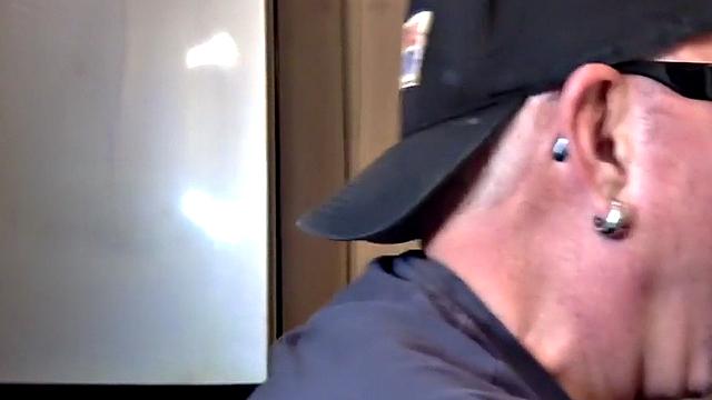 Homemade gloryhole DILF sucks cock at home in closeup