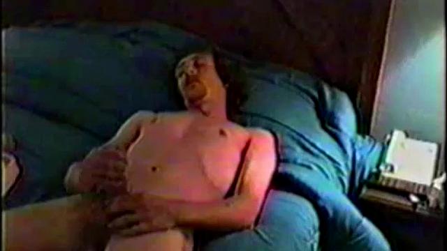 I'll have to admit that sometimes these little wormy guys really turn me on. Timmy, in particular, does just that. He works for a tree removal company. His redneck demeanor and natural musculature really get my juices flowing.