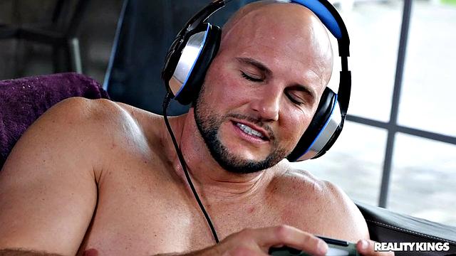 Amirah Likes Bareback