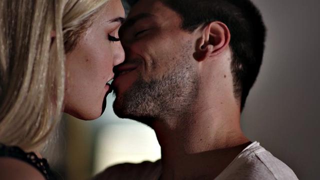 Ts sucks bf before bareback fucking in couple