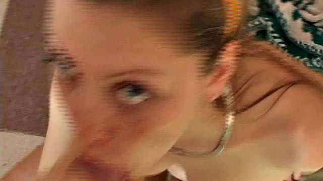 вит снимает еблю, а евгения бросает стеснение вместе с полотенцем