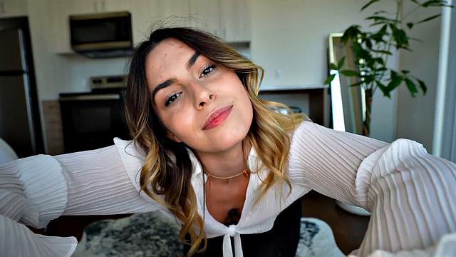 Chanel Camryn Uses Her Body To Help Sugar Daddy Even Out the Score