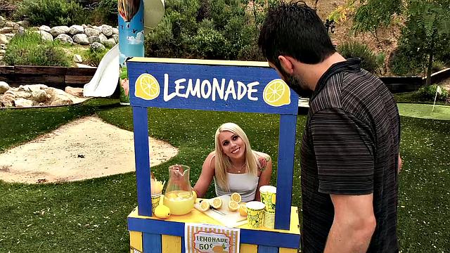 Petite Blonde Teen Gives A Blowjob and Hardcore Fuck With Her Lemonade