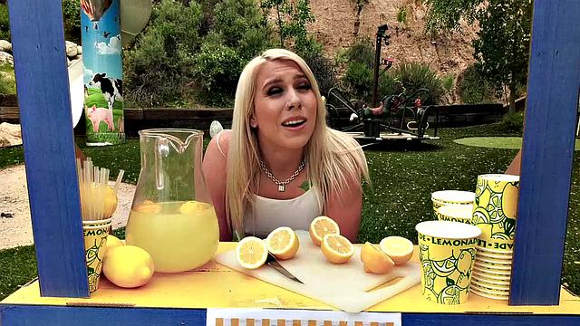 Petite Blonde Teen Gives A Blowjob and Hardcore Fuck With Her Lemonade