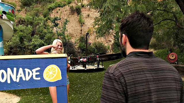 Petite Blonde Teen Gives A Blowjob and Hardcore Fuck With Her Lemonade