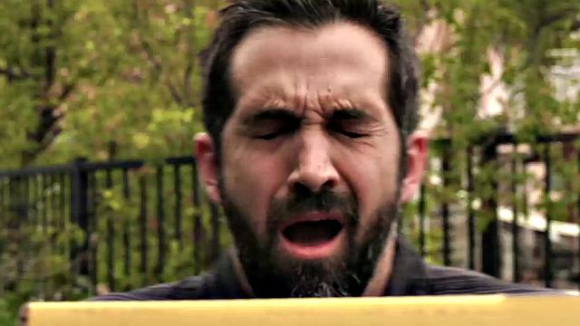 Хрупкая блондинка Шанель Грей сосет член и скачет на нем с упругой грудью