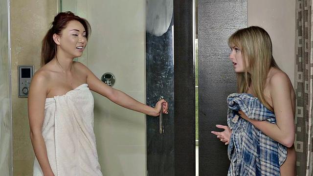 Blonde with tattoos & brown hair gets her pussy licked & pounded hard in the shower