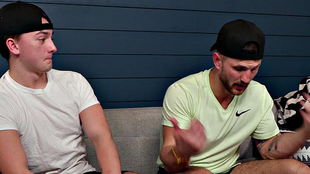 Tattooed stud bareback banged by BF on couch after kissing