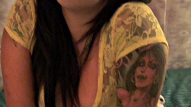 Naughty Busty Quebecoise