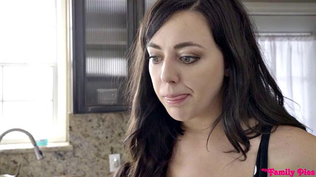 Cupcake Creampie - S4:E4