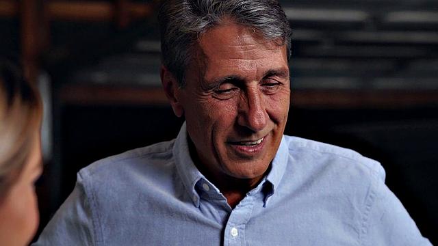 Tattooed slut gets her trimmed pussy pounded while driving the sitter home