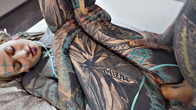 Tattoo Girl Anuskatzz Gets Fucked Balls Deep In Her Ass