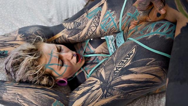 Tattoo Girl Anuskatzz Gets Fucked Balls Deep In Her Ass