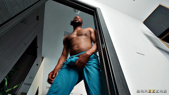 шоппинг для жены обернулся жаркой изменой