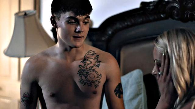 Bombastic MILF banged by big cock in wet pussy