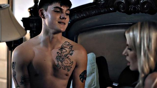 Bombastic MILF banged by big cock in wet pussy