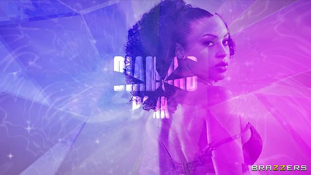 Threesome with Cocktail Waitress