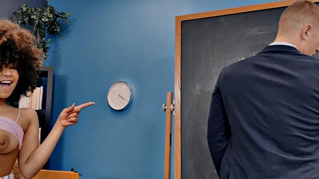 Амirah Styles устроила экзамен по тройному траху с Oliver Flynn и Nina Diaz - баллы ставят по кайфу!