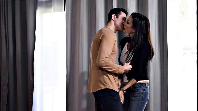 Lustful Hormonal Stud Has Strong Desire For His Hot Stepmom