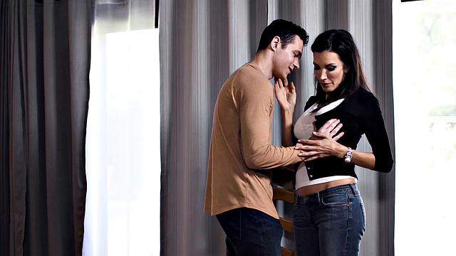 Lustful Hormonal Stud Has Strong Desire For His Hot Stepmom