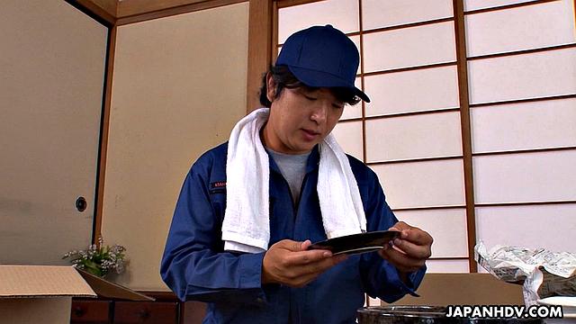 Cheating Wife Ami Kikukawa Is Horny For Young Love