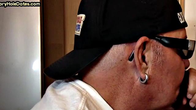 Gloryhole DILF spoils cock in homemade closeup sucking