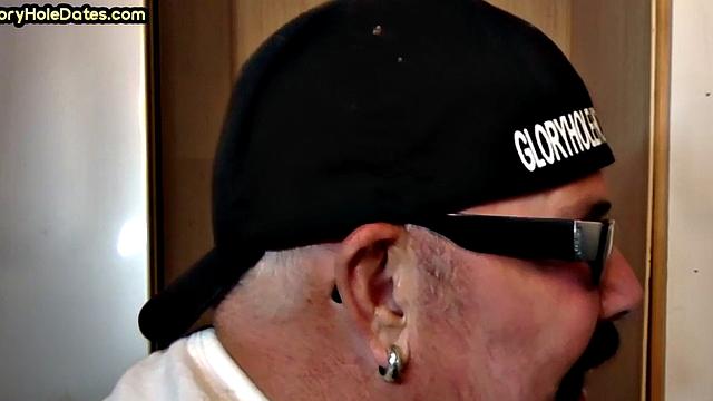 Gloryhole DILF spoils cock in homemade closeup sucking