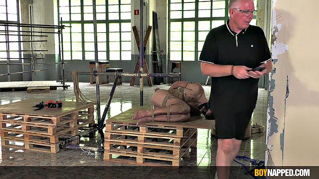 Instructing A Fresh Big Cocked Guy - Episode 3 - Luca Zavat & Sebastian Kane