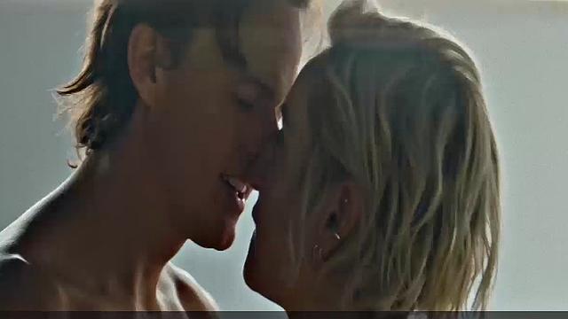 голая zoe lister-jones срывает покровы в страстном сексе