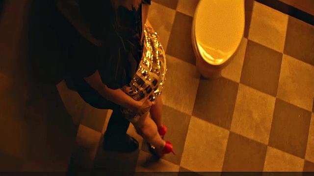 Zoe Lister-Jones nude sex