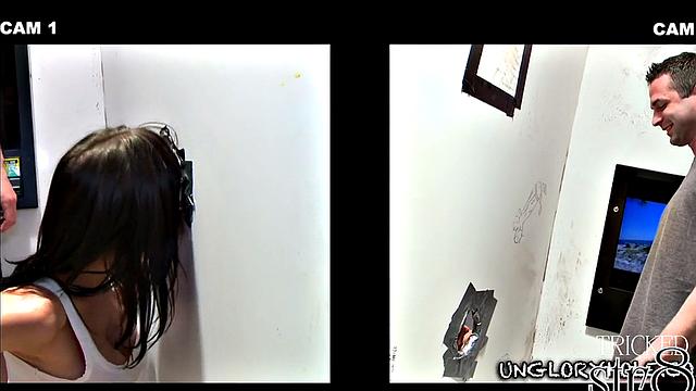 Straight gloryhole baited