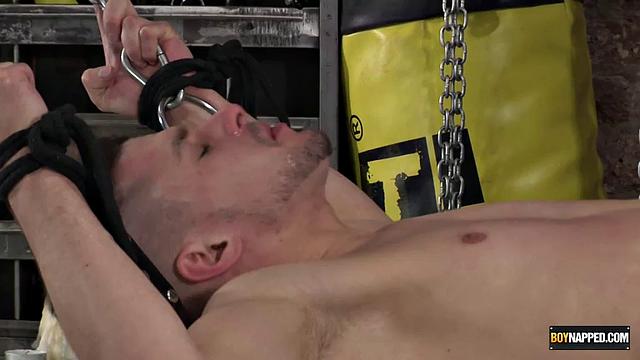 Dmitry Osten & Mickey Taylor Enjoy Mutual Cock Sucking