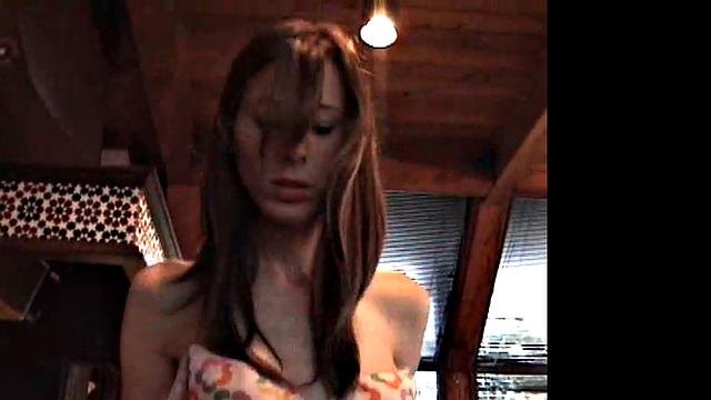 BrookeSkye устраивает шоу пальцами - крупный план для ценителей