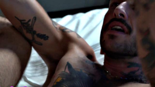 Amateur genderfluid enjoys cunt