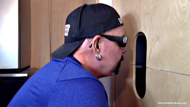 Young Guy Loves Gloryhole BJ