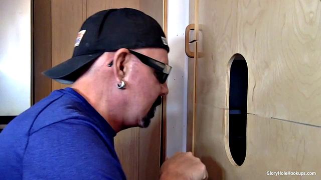 Young Guy Loves Gloryhole BJ