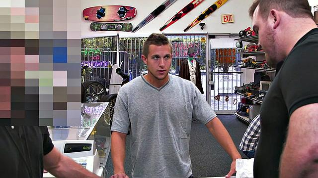 Real pawnshop amateur stud fucked in office