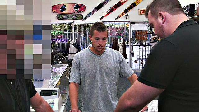 Real pawnshop amateur stud fucked in office