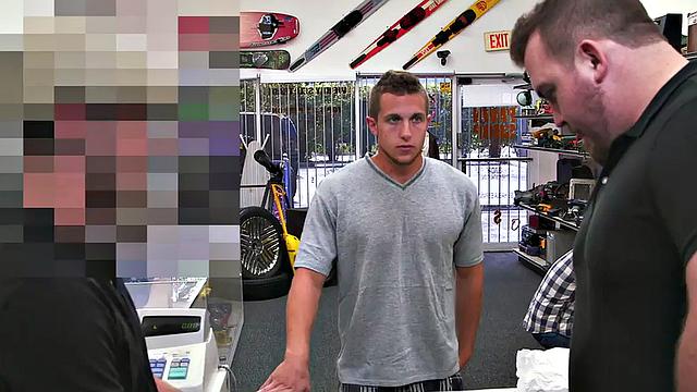 Real pawnshop amateur stud fucked in office