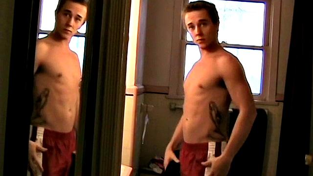 Kelly Cooper slips off his undies and gets caught in a cheeky gay tease-guess he got more than laundry done today