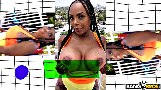 Yum Thee Boss снова в Майами - жаркий минет, глубокий трах и густой финиш на лице для настоящей королевы большого зада.