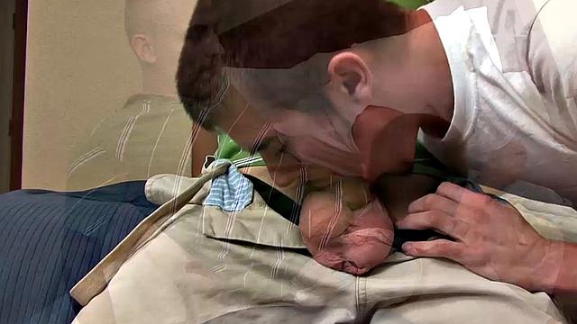 ric King Sucks Quinton Stone