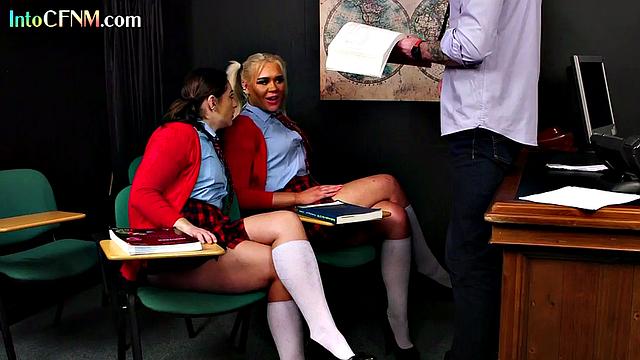 CFNM College babes wanking a lucky guy