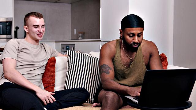 HETEROFLEXIBLE - Jock Braxton Cruz Questions Gay Ryan Jacobs For Study But Ends Up Fucking Him!